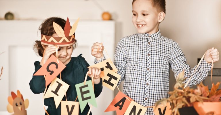 5 Biblical Thanksgiving Traditions for the Whole Family