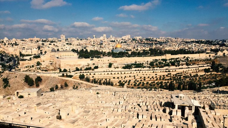 A Response to Replacement Theology in the Church: God’s Promises to Abraham, Isaac, Jacob ‘Unconditional’ A Response to Replacement Theology in the Church: God's Promises to Abraham, Isaac, Jacob 'Unconditional'