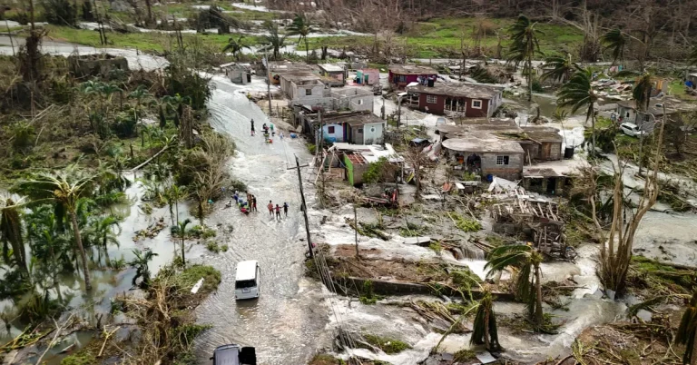 After Hurricane Melissa, Jamaican Baptists Look to Rebuild from the Ruins After Hurricane Melissa, Jamaican Baptists Look to Rebuild from the Ruins