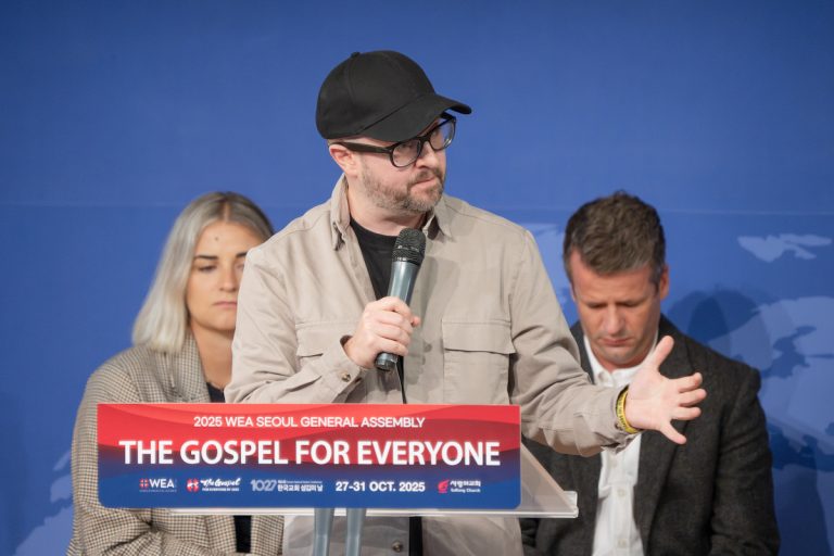 Go out to the world but don’t dilute the Gospel, says evangelist Go out to the world but don’t dilute the Gospel, says evangelist