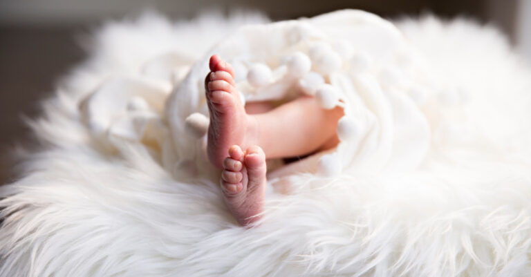 20 Powerful Prayers for Newborn Babies - Protection and Joy
