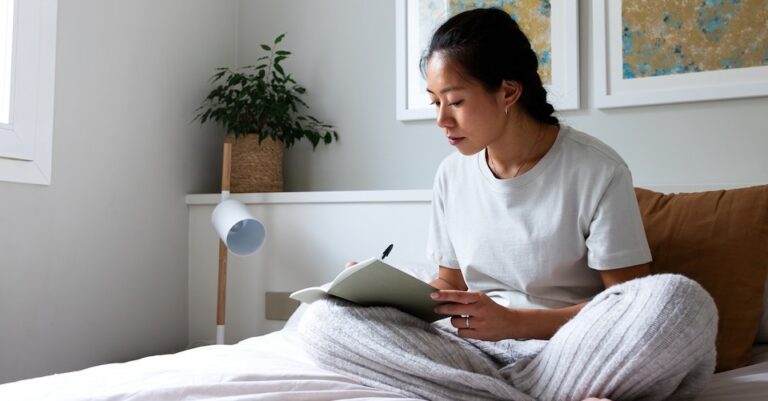 How to Reflect on God’s Faithfulness as You Enter a New Year How to Reflect on God’s Faithfulness as You Enter a New Year