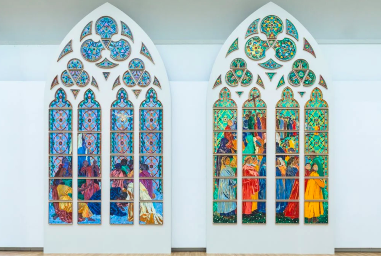 Over 320,000 people sign petition opposing Macron’s ’21st century mark’ on Notre-Dame Over 320,000 people sign petition opposing Macron's '21st century mark' on Notre-Dame