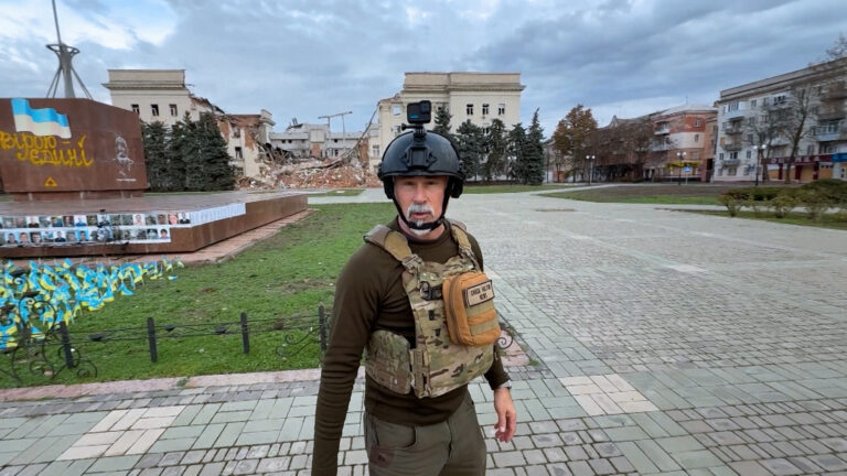 Russian Drone Operators Boast of Using Ukrainian Civilians for Target Practice in ‘Human Safari’ Russian Drone Operators Boast of Using Ukrainian Civilians for Target Practice in 'Human Safari'