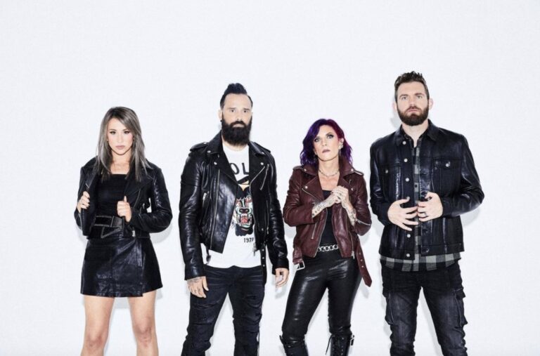 Skillet's John Cooper talks legalism, new Christmas song