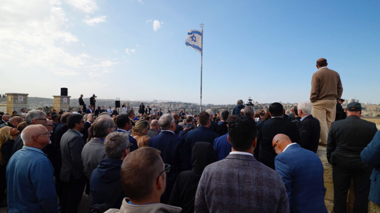 Thousand Pastors 'Army' Commissioned at Ambassador's Summit to Stand with Israel, Combat Antisemitism