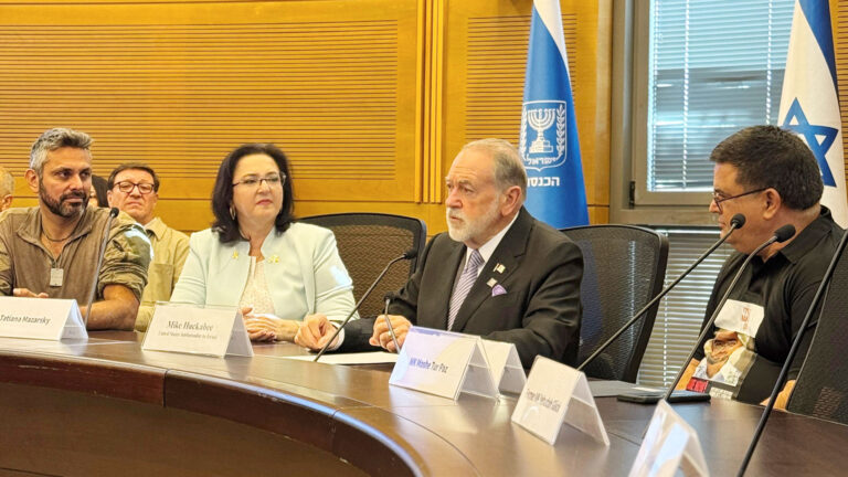 Unique Knesset Prayer Gathering Embodies Jewish and Christian Support for Israel's Protection, Healing, Hope