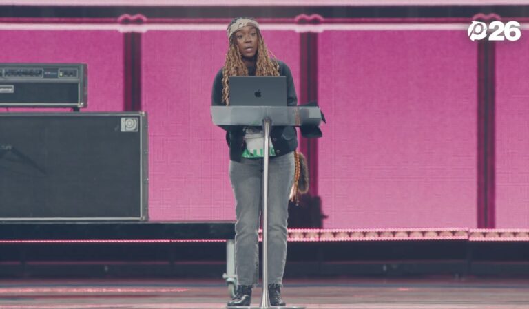 Jackie Hill Perry talks 'Man on the middle cross’ at Passion 2026