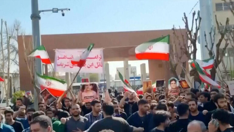 Iran Student Protesters again Defy Regime; Trump Defends Top General, Weighs Military Options