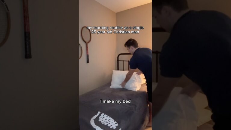 My morning routine as a single 25 year old Christian man #shorts My morning routine as a single 25 year old Christian man #shorts