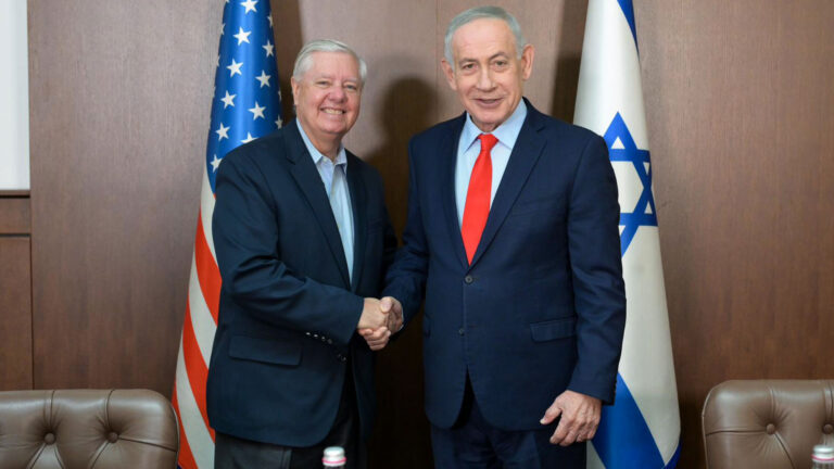 US-Iran Talks Resume in Geneva as Both Sides Display Military Power; Israel Issues Gaza Ultimatum US-Iran Talks Resume in Geneva as Both Sides Display Military Power; Israel Issues Gaza Ultimatum