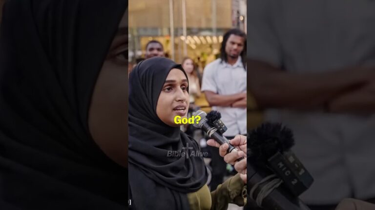 How Can Jesus be God? Muslim Debates Christian ✝️