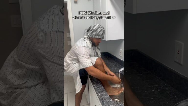 Muslim and Christians living together 😭 #arab #middleeasteen #muslim #christian #shorts #funny