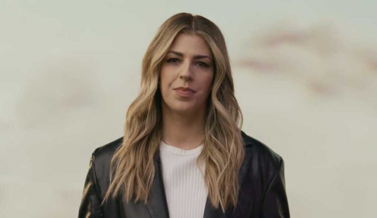 Worship Leader Brooke Ligertwood Shares Stunning Testimony of Answered Prayer From Ukraine