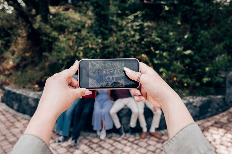 A Family Picture — Today Daily Devotional