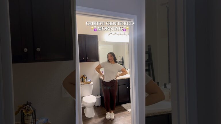 Christian Morning Routine ✝️⭐️🤍 • #christcentered #christianity #lifestyle #faithhabits #morning •