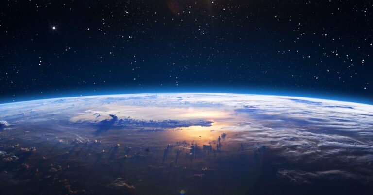 Does the Bible Support a Flat Earth and Contradict Modern Science? Does the Bible Support a Flat Earth and Contradict Modern Science?