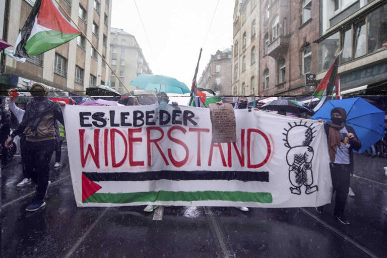 German YouTubers Investigated for Insulting Islam Over Video Against 'Demonic' Antisemitism