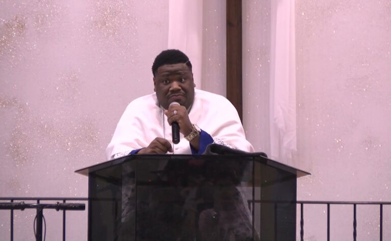 Pastor celebrates ‘bulletproof God’ on Easter Sunday days after he's shot by carjacker