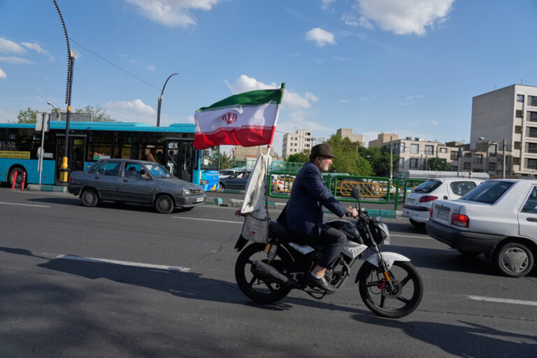 Trump Extends Ceasefire as Iran Hardliners Hold Parades; Israel Celebrates 78th Independence Day