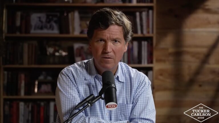 Tucker Carlson blasts Trump's 'vile' Easter post, Paula White's 'sacrilege' at WH lunch: 'Deal-killer'
