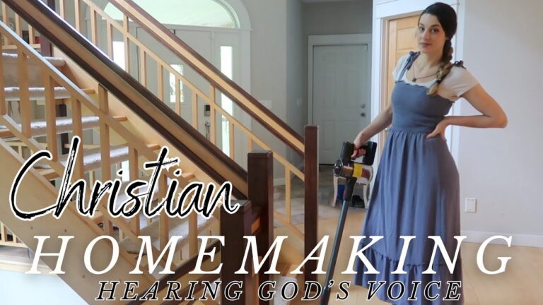 Weekly Homemaker Habits for the Traditional Christian Housewife + GODspiration