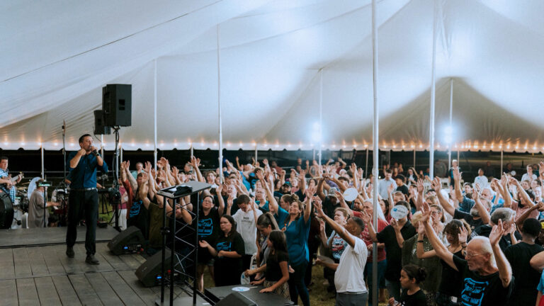 'America Is Hungry': Hundreds Born Again and Baptized as Jesus Tent Revival Sweeps the Nation