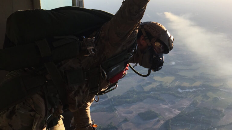 The Death of a Teammate Sent This Former Air Force Pararescueman Into a Spiral, Then Changed His Life
