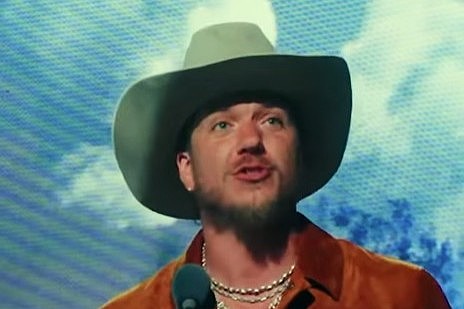 Brandon Lake Wins 2 Top Honors at K-LOVE Awards: ‘The World Needs Your Story’ Brandon Lake Wins 2 Top Honors at K-LOVE Awards: 'The World Needs Your Story'
