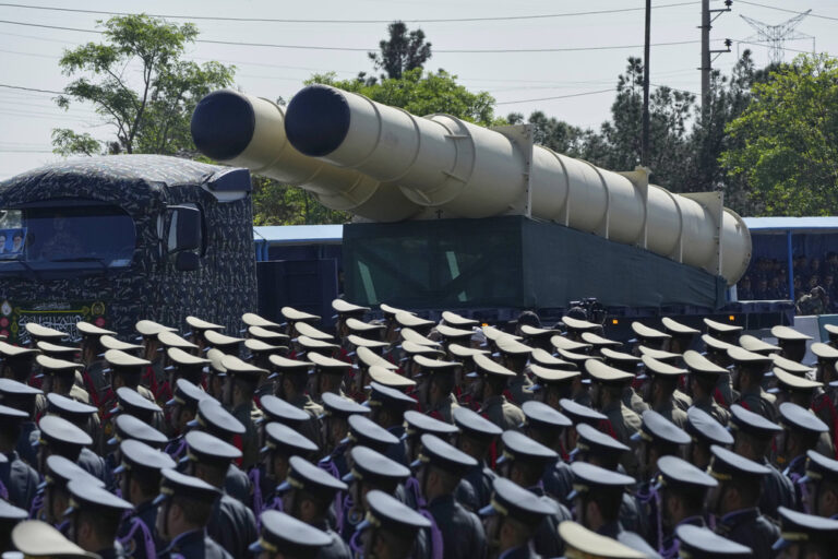 Commentator Gil Troy: World’s Two ‘Covenental Democracies’ Shouldn’t Shrink Back from Regime Change in Iran Commentator Gil Troy: World's Two 'Covenental Democracies' Shouldn't Shrink Back from Regime Change in Iran
