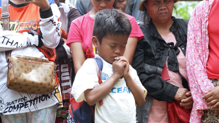 Operation Blessing Reaches Remote Village Destroyed by Philippine Earthquake: 'God Brought You Here'
