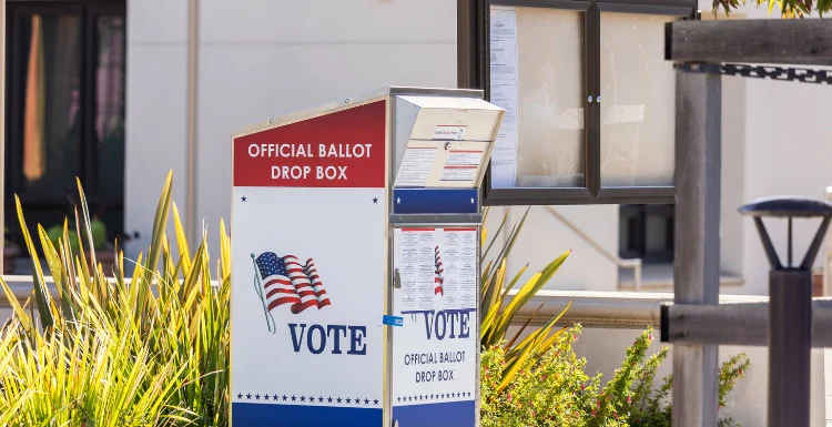 DHS to States: Clean Up Voter Rolls or Lose Federal Funding DHS to States: Clean Up Voter Rolls or Lose Federal Funding