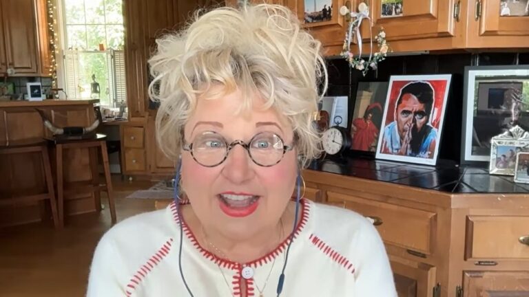 SNL Star Who Gave Out Bibles Says Norm MacDonald Turned to Christ Before His Death