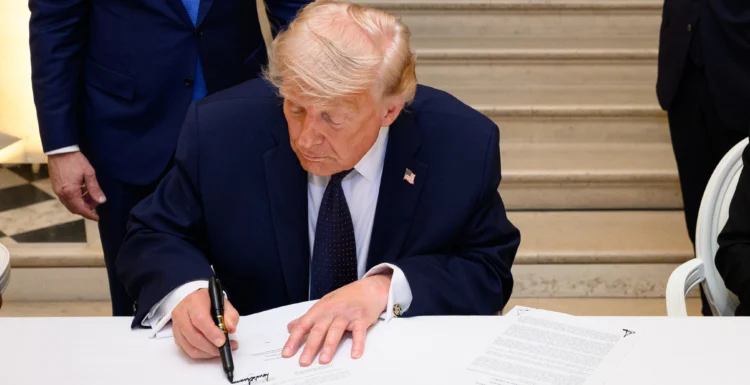 Trump Says He Has Left Orders for Major Retaliation if Iran Carries Out Assassination Threat Trump Says He Has Left Orders for Major Retaliation if Iran Carries Out Assassination Threat