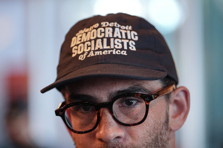 'Communism Doesn't Work': Bill Maher, James Carville Take Aim at Socialism as Dems Head to Polls