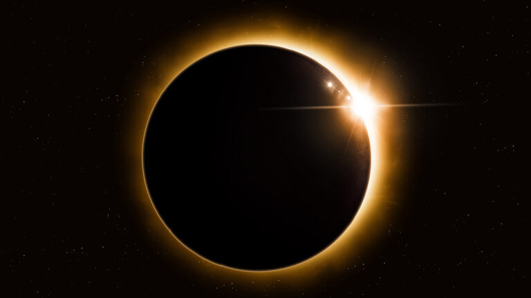 ‘Golden Age of Solar Eclipses’ Kicks Into Gear: 3 Total Eclipses and 3 ‘Rings of Fire’ in 3 Years 'Golden Age of Solar Eclipses' Kicks Into Gear: 3 Total Eclipses and 3 'Rings of Fire' in 3 Years