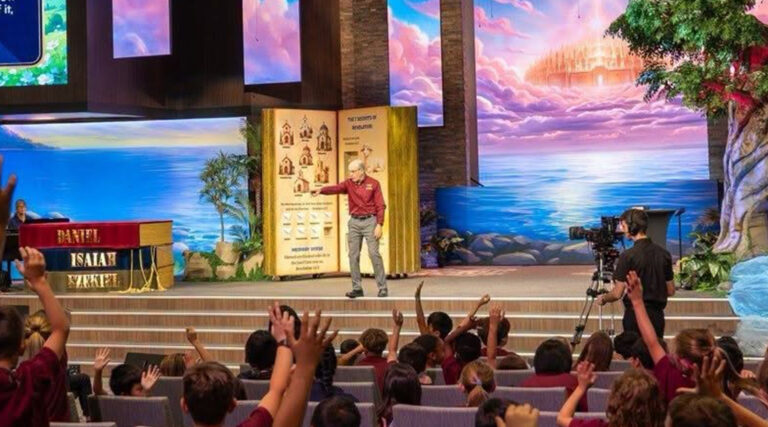 Vacation Bible School Brings Revelation to Life Vacation Bible School Brings Revelation to Life